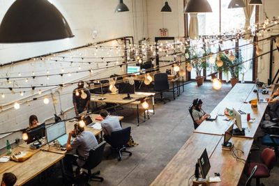 Space, Belonging, and ROI: A Strategic Guide to the UK Coworking Market